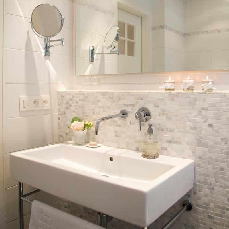 Cape Cod Suite  image 2