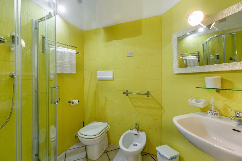 One-Bedroom Apartment image 1