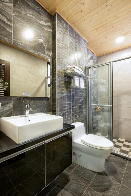 Iris Guest House - image 9