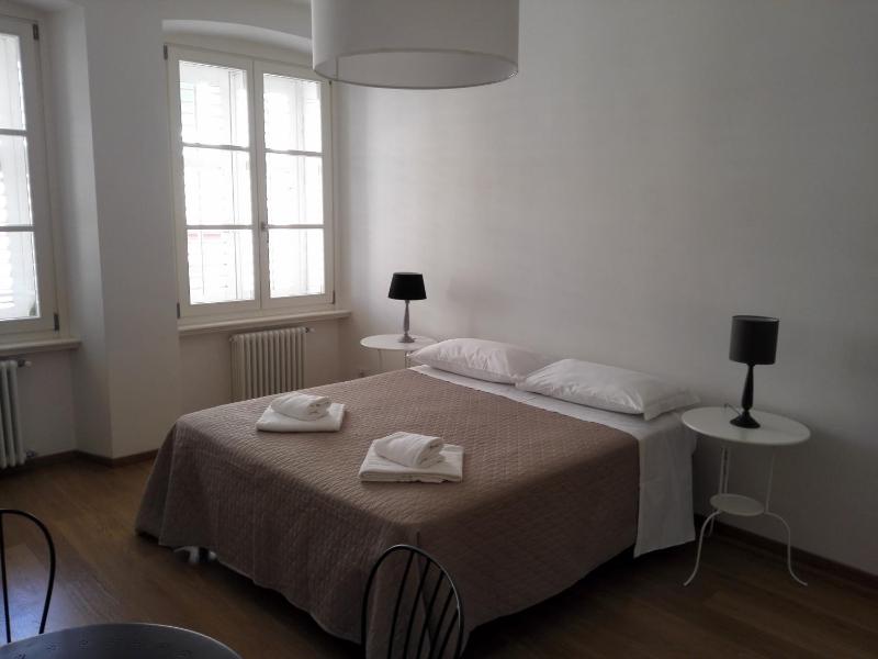 Triple Room with Private External Bathroom image 2