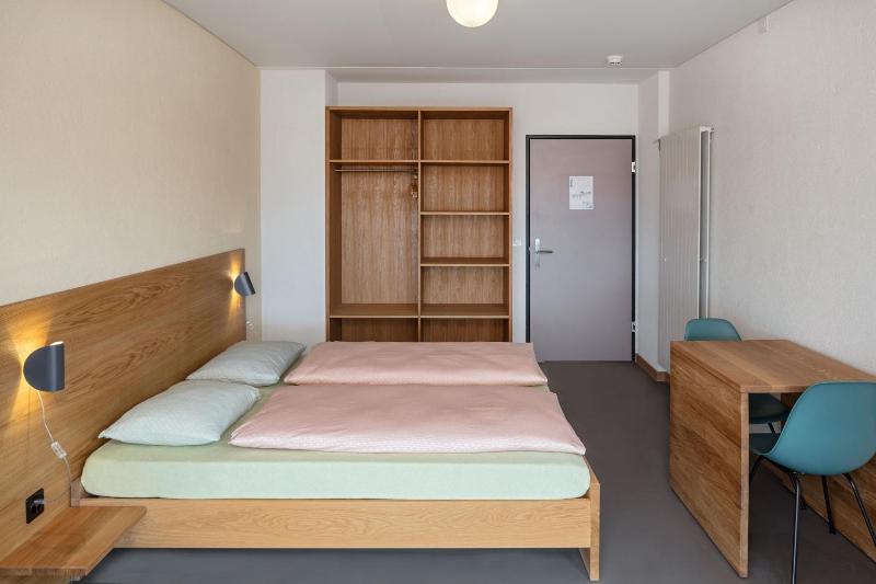 Single Room with Private Bathroom image 2