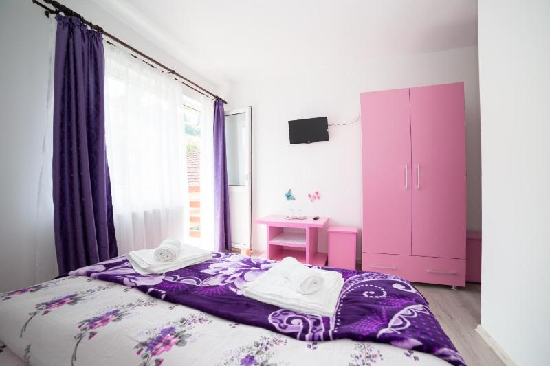 Double Room with Private Bathroom image 4