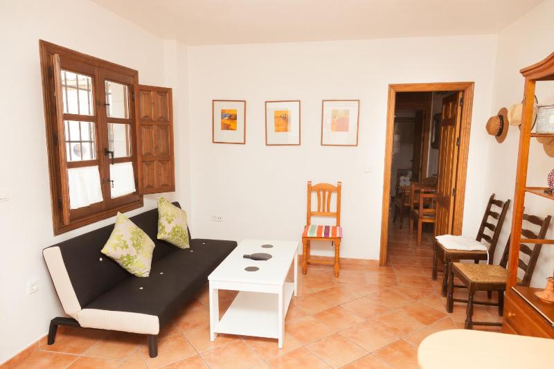 One-Bedroom Apartment image 3