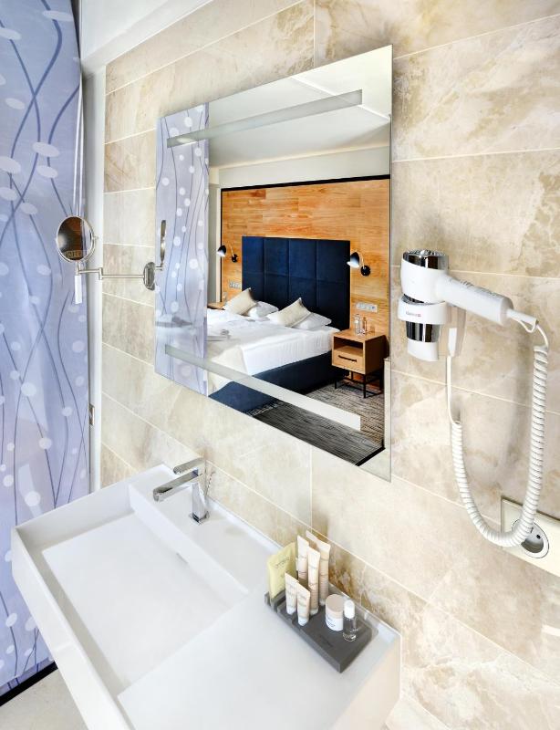 Hotel Galeria Thermal Bešeňová - image 30