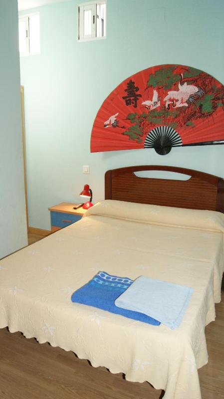 Economy Double Room with Private Bathroom image 3