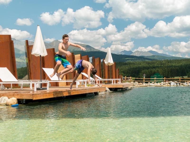 Two-Bedroom Apartment (5 Adults) image 2