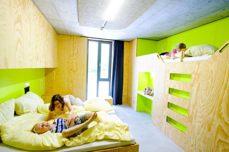 Quadruple Room with Bathroom image 3