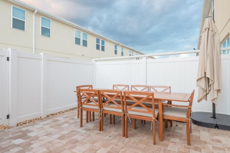 Four-Bedroom House image 3