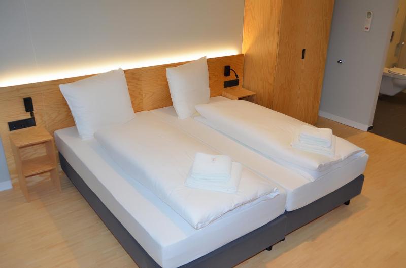 Double Room image 2
