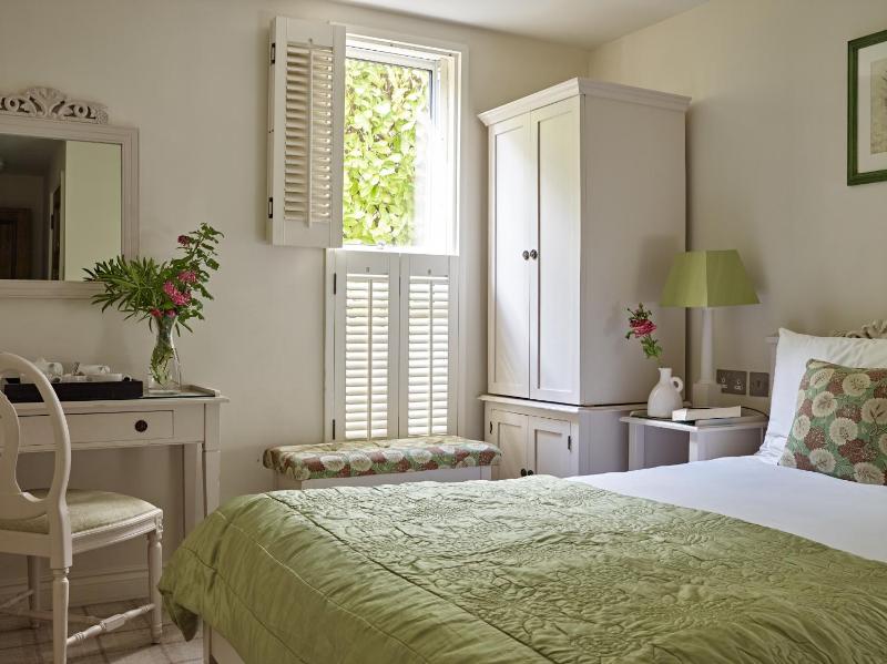 Cotswold Grange - image 11