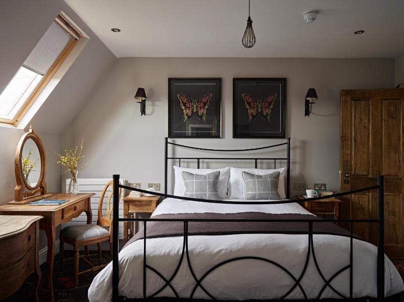 Deluxe Double Room image 1