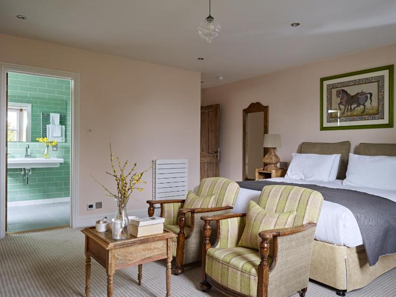 Cotswold Grange - image 40