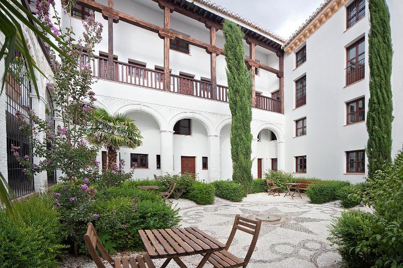 Smart Suites Albaicin - image 4