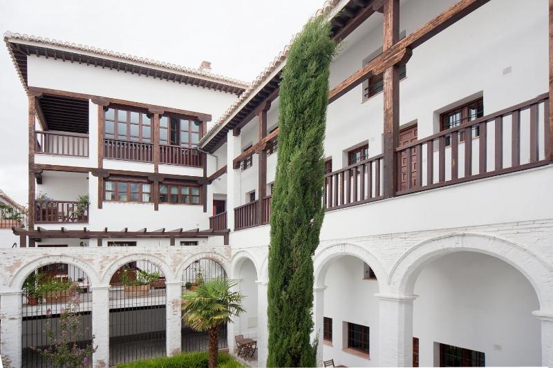 Smart Suites Albaicin - image 1
