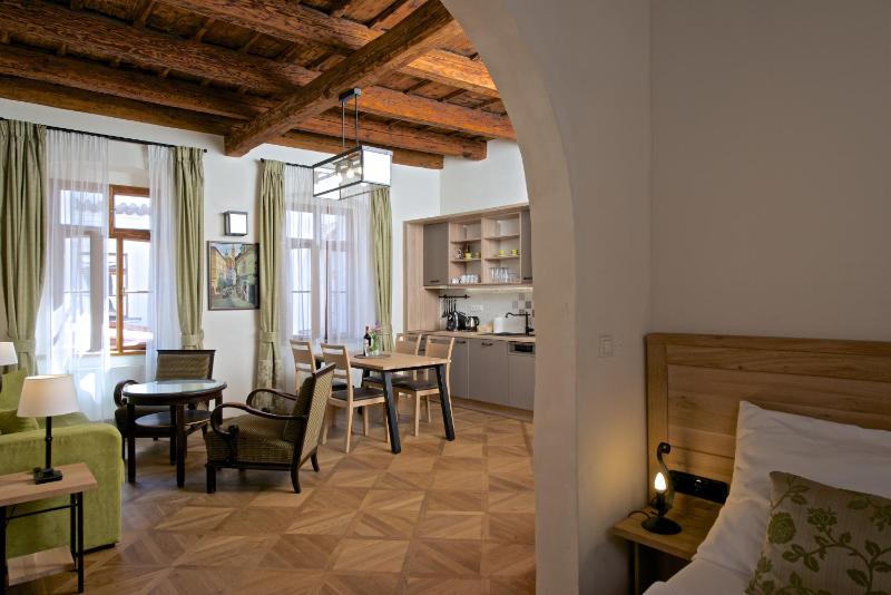 Junior Suite image 2