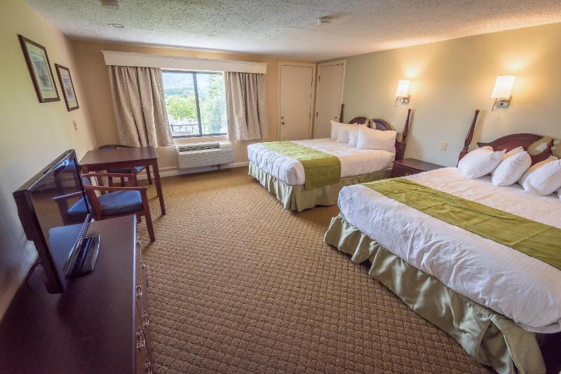 Standard Double Room with Mountain View image 2