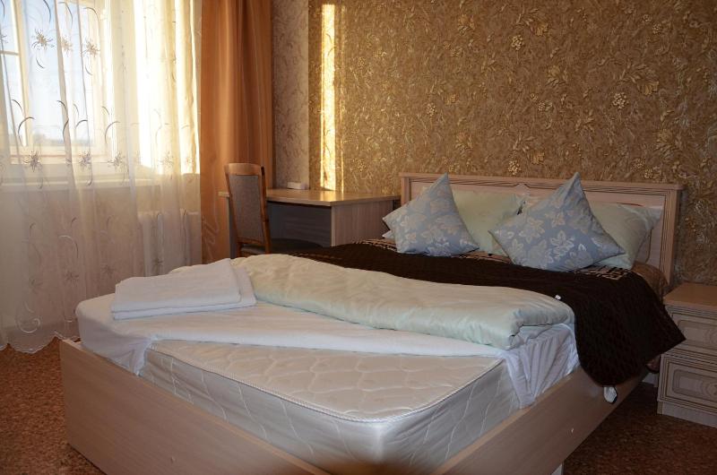One-Bedroom Apartment image 1