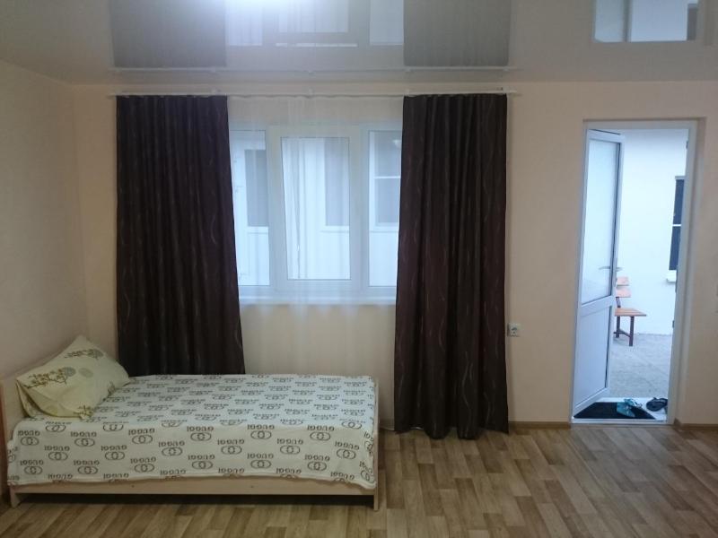 Standard Quadruple Room image 2