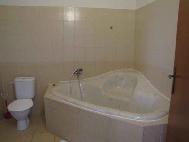 Triple Room image 4
