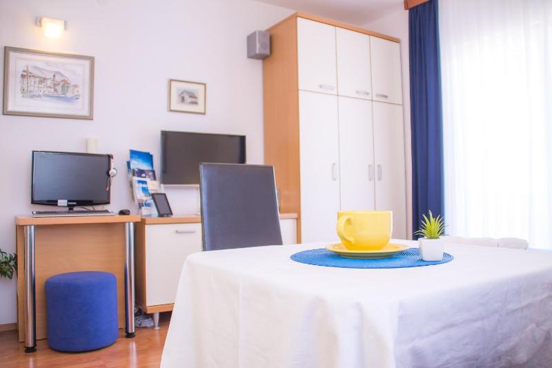 Superior Studio image 2