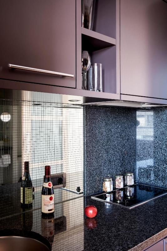 Executive Suite image 4