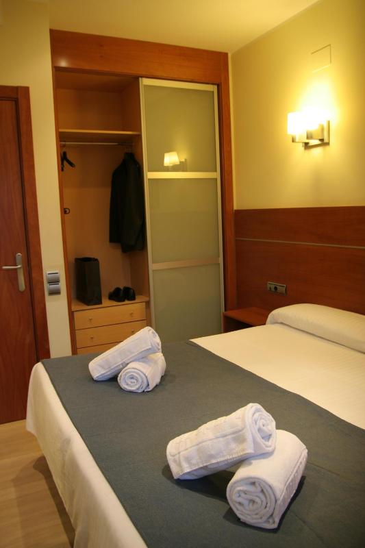 Apartaments Aragó565 - image 1