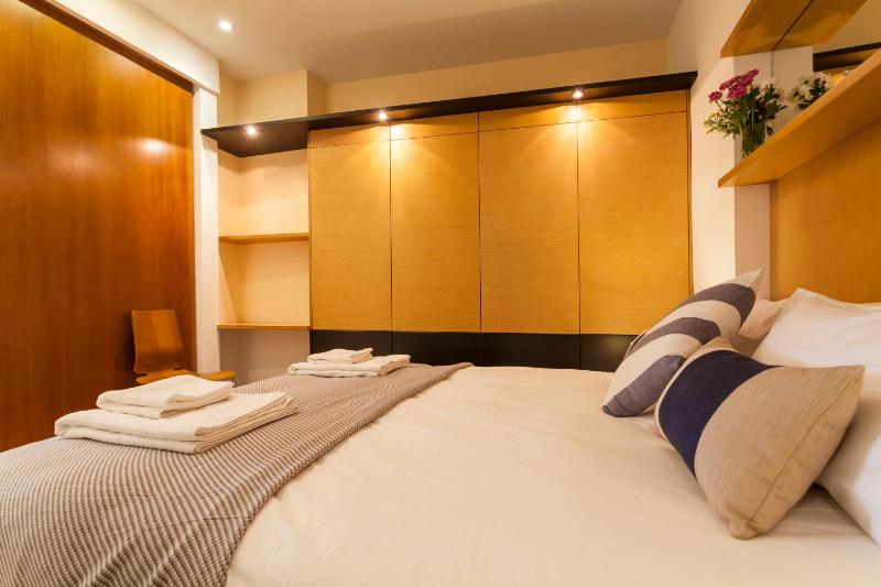 Artist's Charming Design - Space Maison Apartments - image 13