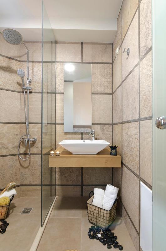 Superior One Bedroom Apartment with Pool View  image 4