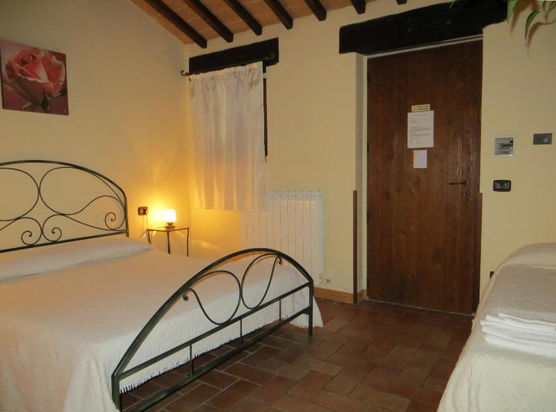 Triple Room image 2