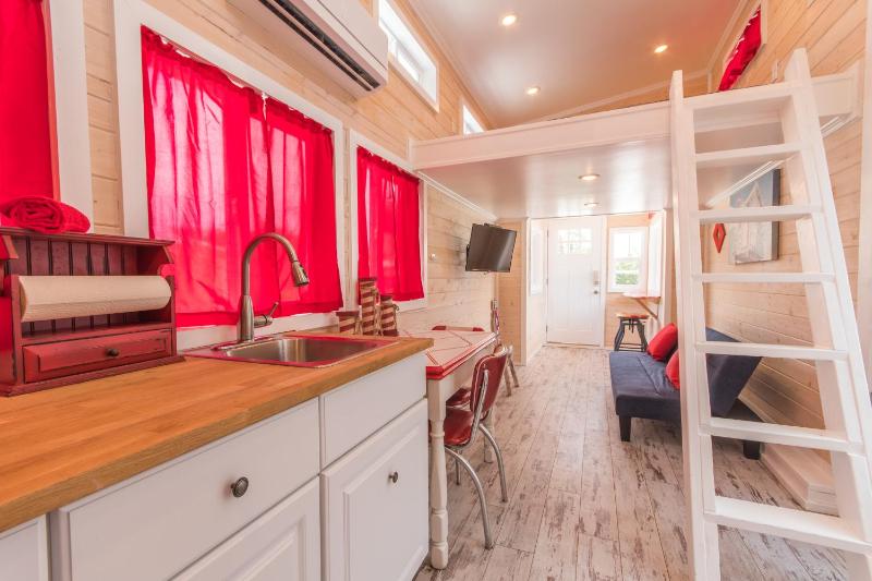 Tiny House Siesta - image 12