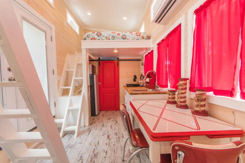 Tiny House Siesta - image 44