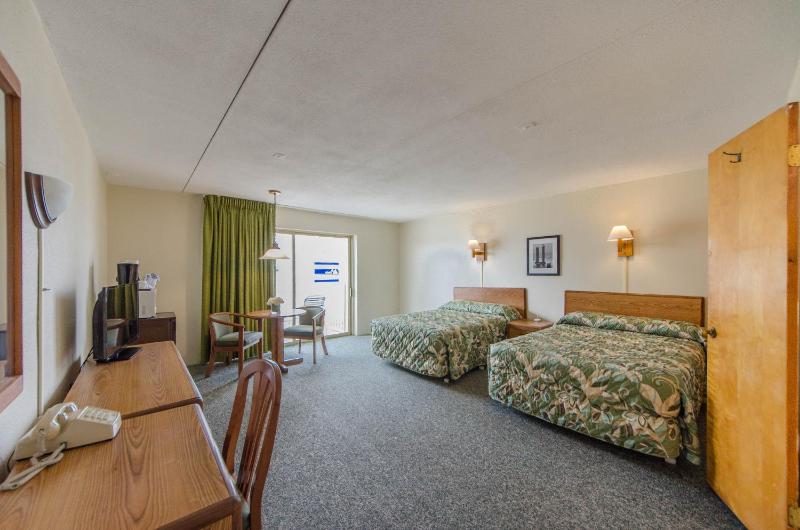 City View Two Room Suite with Balcony image 3