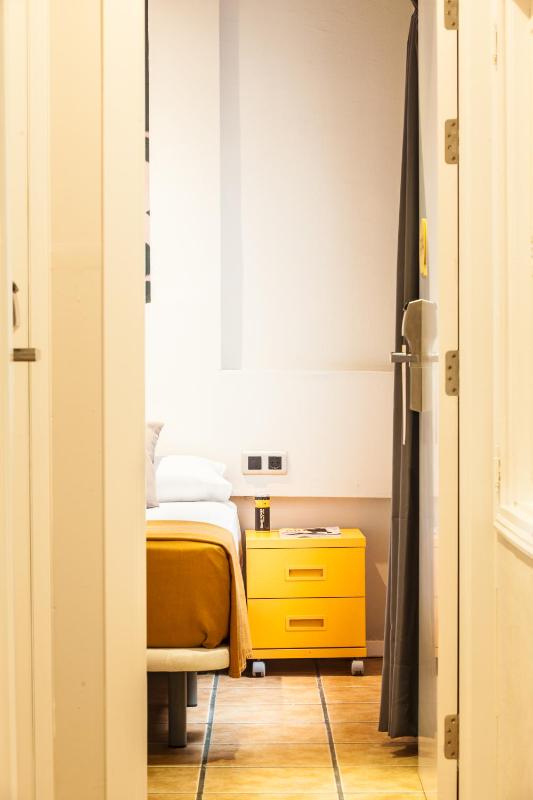 Double Room image 4