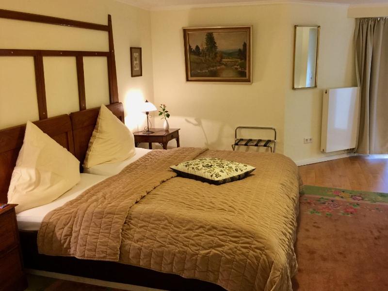 Suite (4 Adults) image 2