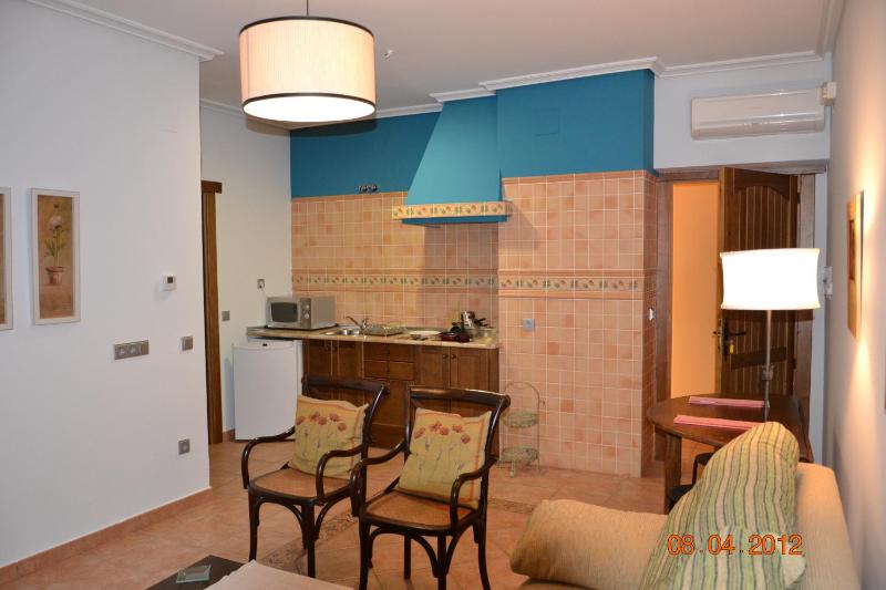 One-Bedroom Apartment (4 Adults) image 3