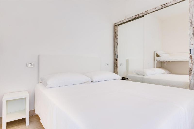 Quadruple Room image 1