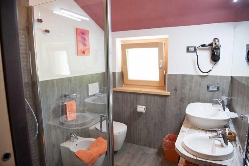 Two-Bedroom Apartment image 4