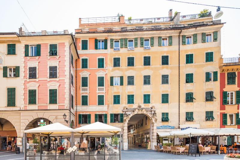Albergo La Piazzetta - image 1