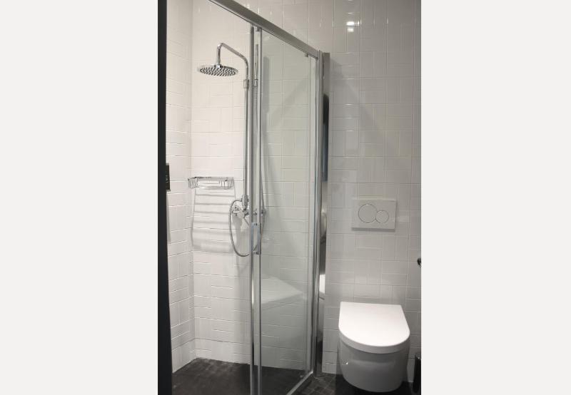  Single Room without Window image 3