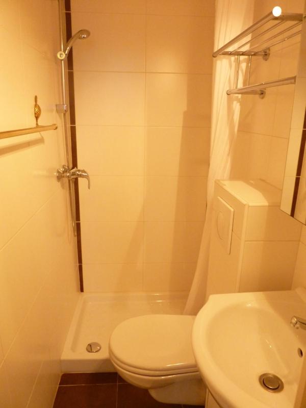 Studio (1 Adult) image 4