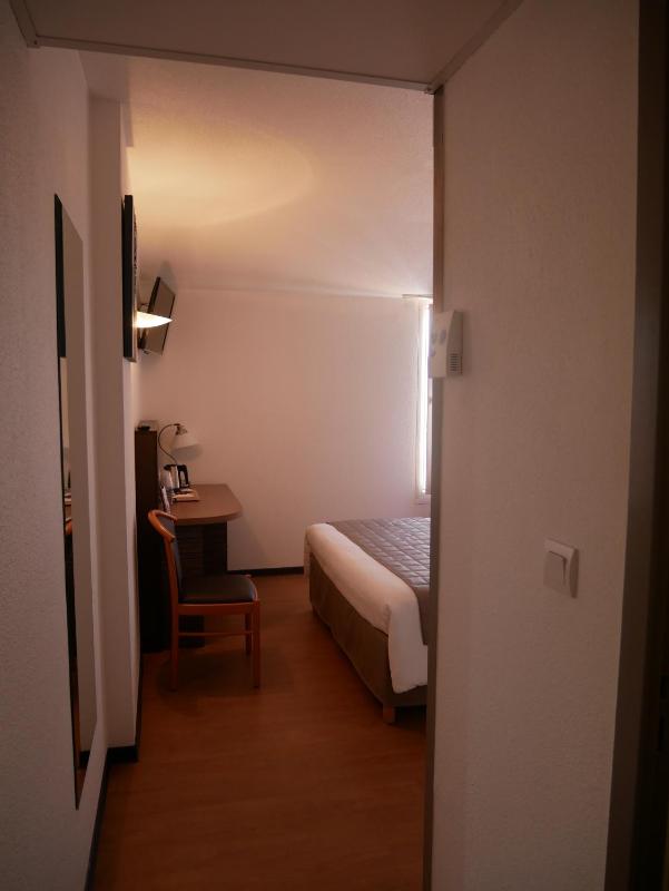 Double Room image 2