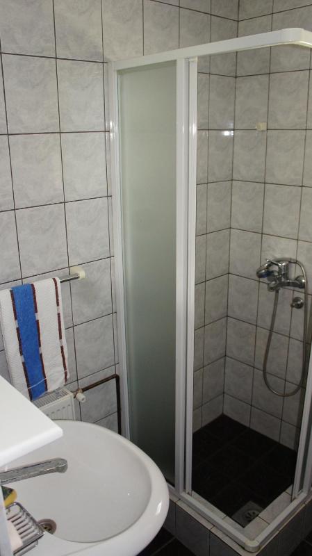 Studio Apartment image 2