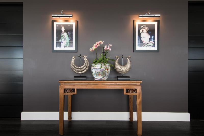 Penthouse Suite with Balcony image 4