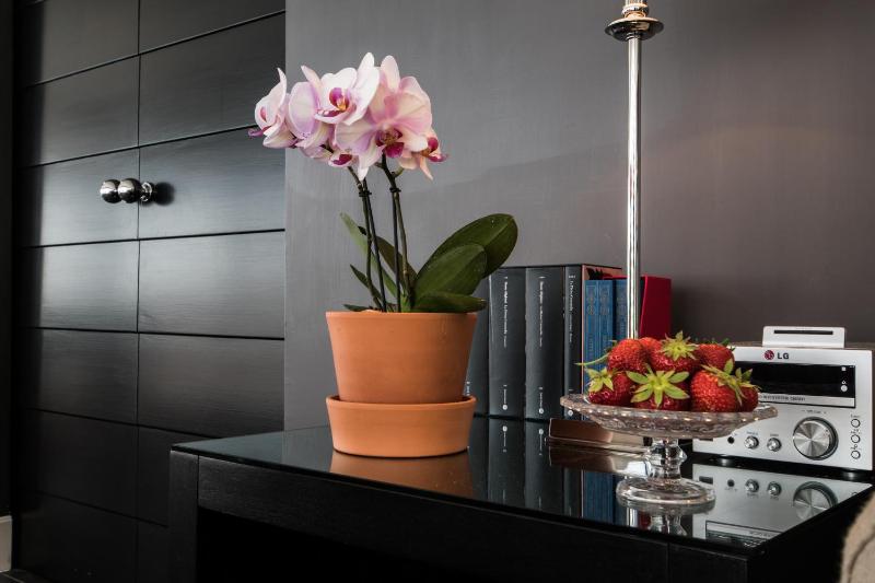 Penthouse Suite with Balcony image 2