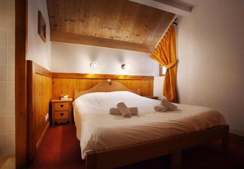 Two-Bedroom Apartment image 1