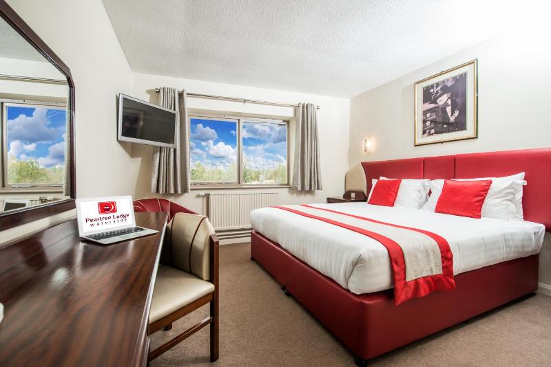 Double Room image 2