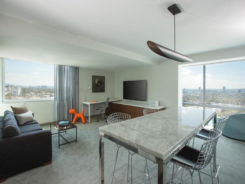 King Suite image 4