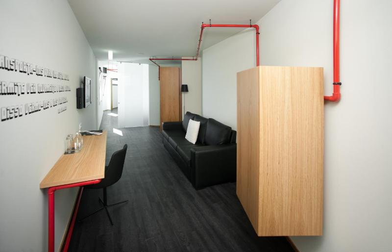 Suite image 3