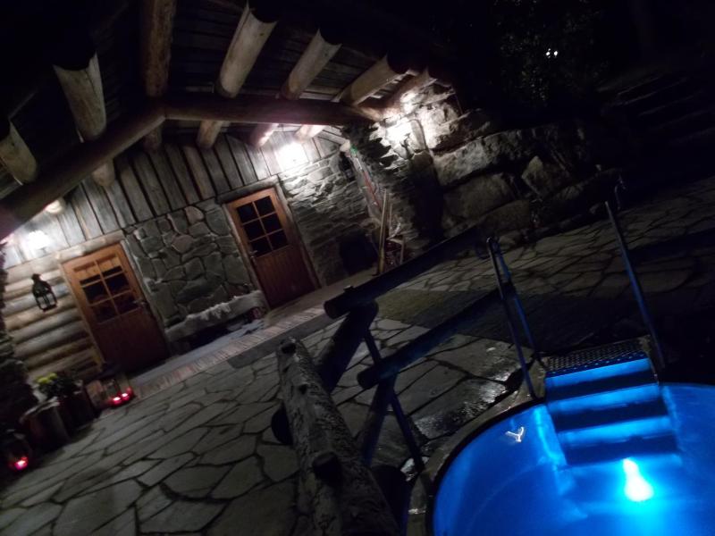 Double Room with Patio image 3