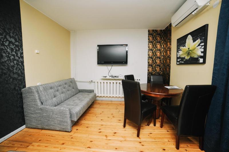 Junior Suite with Garden View image 3